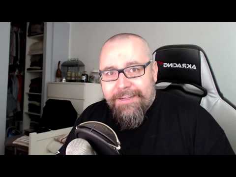 Remigiusz Rock Maciaszek przeklina i obraża starszych ludzi