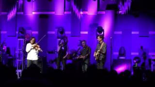 Ladders Infamous Stringdusters w/Nicki Bluhm