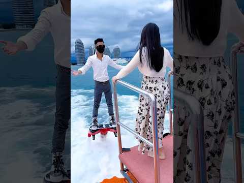 Flyboard ride is so fun😝💃#1204 💦Woman enjoying fly on water #amusementpark #adventure #flyboard