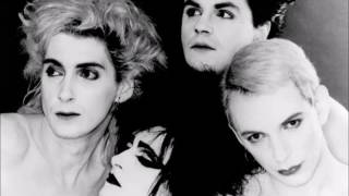 Siouxsie & The Banshees ‎"This Town Ain't Big Enough For Both Of Us''