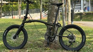 How about naming this 20-inch bike the LG WORLD TRAVELLER I think it's a great name—let's take...