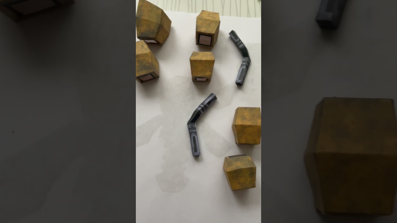 Golden Freddy Papercraft! ( Five Nights at Freddy's Papercraft )