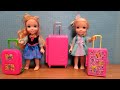 Luggage Shopping Elsa Anna Toddlers Are Packing Suitcase Bags