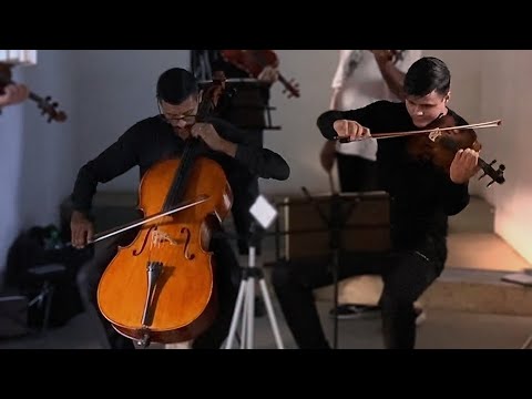 imaginem esse hino após a morte de CRISTO: CCB hino 63 quando o véu do templo se rasgou em dois