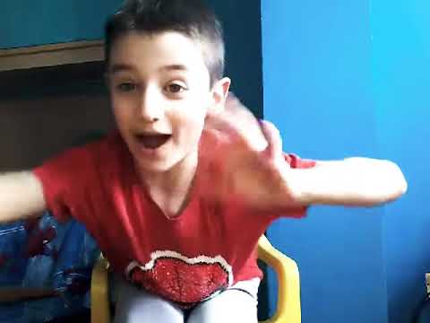 Qualcuno si è  fatto vedere davanti la videocamera 😨