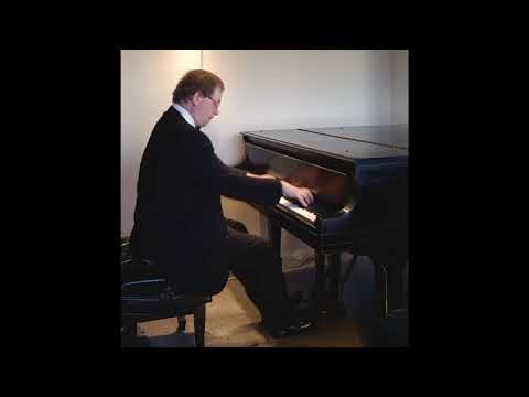 Maxim Anikushin plays Stravinsky, Stockhausen and Hicken