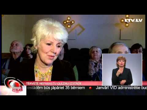 Tērvetē neparastu gleznu izstāde