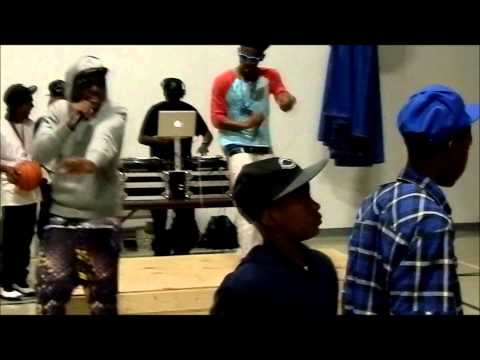 E Boog -  Plottin On Me Live