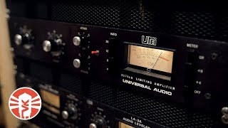 Video thumbnail for VK Shootout: Urei/Universal Audio 1176 Compressor vs. Reproductions, Plug-Ins, and Pedals by Vintage King