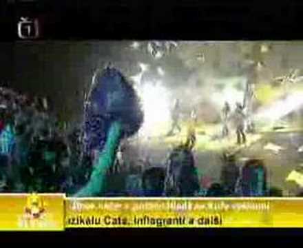 Kabát - Shořel náš dům