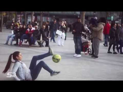 Funny football videos - Amazing Soccer Girl