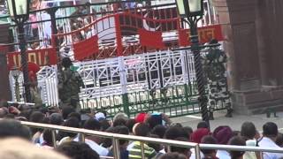 preview picture of video 'Wagah Border (India-Pakistan) Retreat Ceremony Oct. 27, 2014 Part - 6'