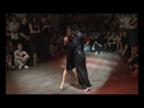  Sebastian Arce  and  Mariana Montes  are  dancing  to  the  tango  "  Suite Troileana Bandoneon  "