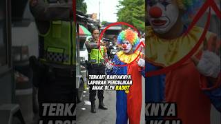 Download lagu 🎭 Polwan Gagah Berani! Tangkap Badut Diduga Penculik Anak di Tengah Keramaian!#shorts #viral #fyp mp3 Download lagu 🎭 Polwan Gagah Berani! Tangkap Badut Diduga Penculik Anak di Tengah Keramaian!#shorts #viral #fyp mp3