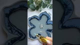 보는 순간 빠져드는 레진 아트 마법#레진아트 #취미생활 #만들기영상 #ASMR #예술 #핸드메이드 #DIY #만들기 #아트 #Shorts