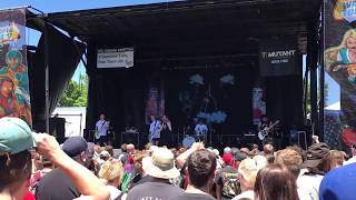 Counterparts Burn live at warped tour 2017