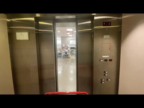 Schindler 300A MT Hydraulic Elevator @ JCPenney - Dublin, OH