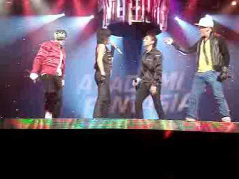 Stacy & Evoke - Mengegar Dunia Showcase AF8