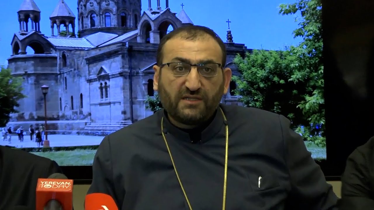 Արդեն մեկ ամիս է՝ ԿԳՄՍՆ-ն չի արձագանքում դասագրքի մասին մեր վերապահումներին. Արշակ արք. Խաչատրյան