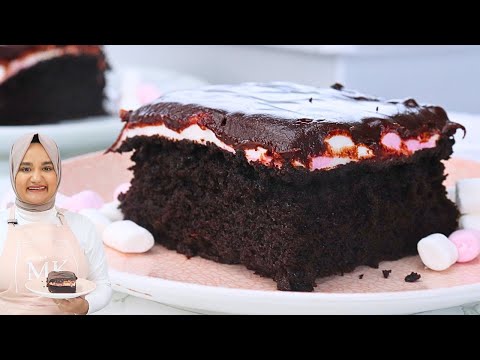 Gooey, fudgy, MISSISSIPPI MUD CAKE! So moist & easy