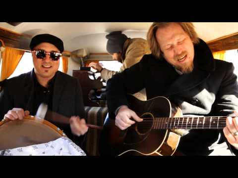 VDub Sessions // Luke Dick plays "Connected" (Episode 106)