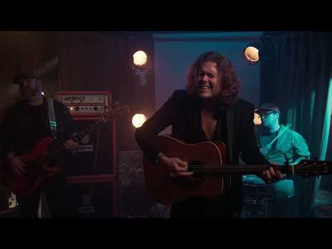 Christian Lopez - Let It Sink In (Official Music Video)