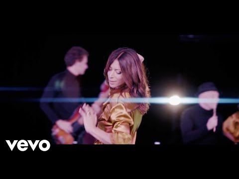 Video thumbnail for Larmes � paillettes