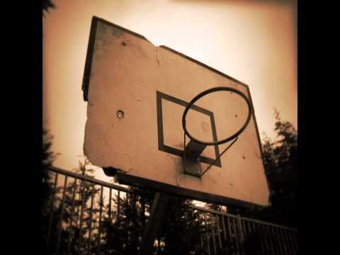 Wikluh Sky - Daj, daj koš | Pjesma iz serije Košarkaši