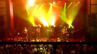 Belle and Sebastian - Sunday's Pretty Icons (Live at Astor Theatre, Perth, March 19 2011)