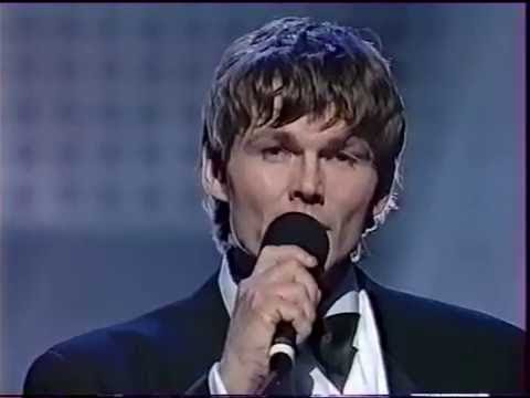 Eurovision Song Contest 1996 full / English Commentary (BBC)