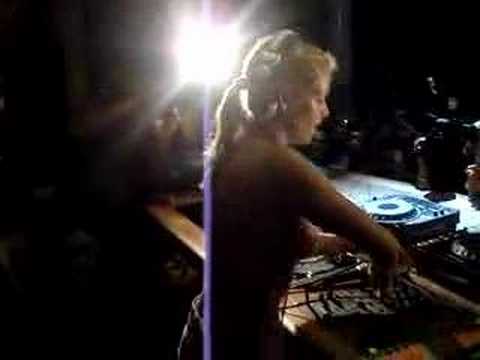 Dj Niki Belucci: 08.07.2007. Turkey Catamaran Club