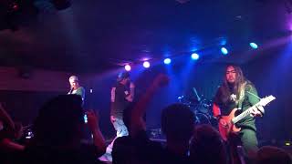 Flaw - Live and Breathe