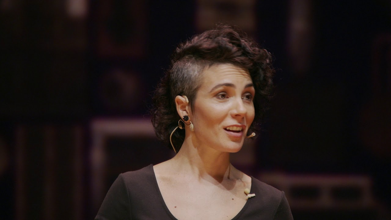 Desobediencia civil pacífica contra la crisis climática | Flavia Broffoni | TEDxRiodelaPlata