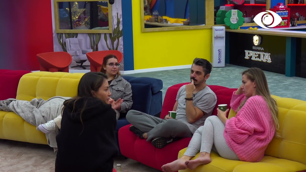 Shpërthen Tea: Mirësjelljen ta marrin për flirtim, nuk sillesh dot si...