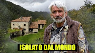L'ex imprenditore che vive nel bosco