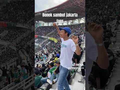 Bonek mania sambut saudara tua dari Jakarta