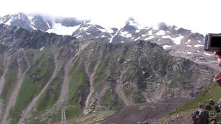 preview picture of video 'Rise to Elbrus on first-order a cable car'