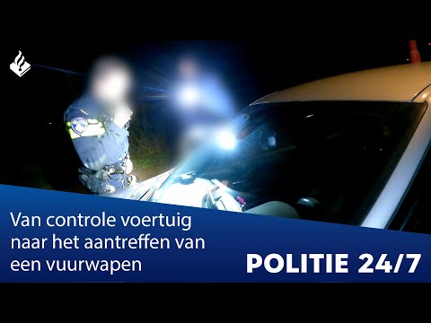 Controle voertuig vuurwapen aangetroffen | POLITIE 24/7