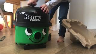 unboxing Numatic Henry Petcare vacuum cleaner