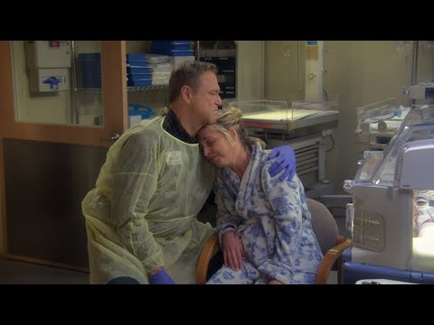 Dan Gives Becky Some Parenting Advice - The Conners