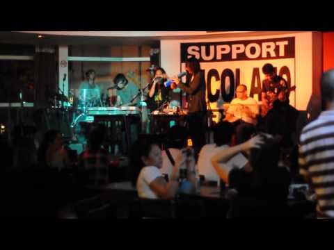 Goodleaf at Wharf Galley 05.28.11 - Skylarking with Rambwoy!