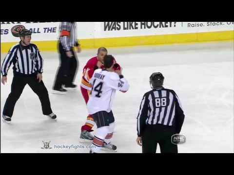 Sheldon Souray vs Jarome Iginla