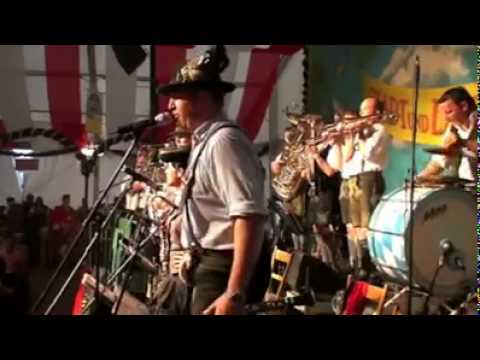 Nur auf den Trommler achten (ab 1min 30s)