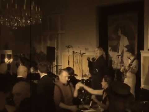 Born To Be Wild / Tainted Love - The Billy Rubin Trio ft. Lady S - Live @ Boheme Sauvage, late 20ies