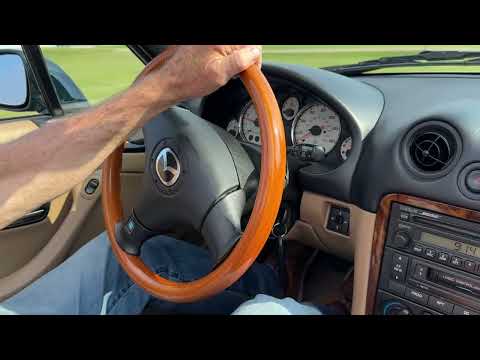 2001 Mazda MX-5 Miata Special Edition by Flyin’ Miata