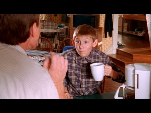 Dewey Empieza a Tomar Café y a Fumar Cigarros MALCOLM EL DEL MEDIO CAPITULOS COMPLETOS