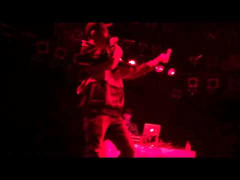 【LIVE】 Fire Burn - 2WIN (CONNECT in YOKOHAMA Bay Hall 2016.02.27)