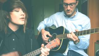 Tish &amp; Marchiza - BREEZEBLOCKS - (Alt-J UKULELE COVER)