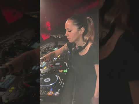 Deborah De Luca @ T2 - Dublin, Ireland (nov 2019)