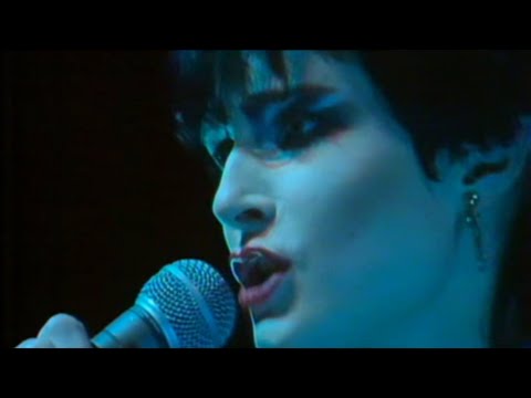 Siouxsie And The Banshees - Hong Kong Garden (live) - Revolver - 29/07/1978